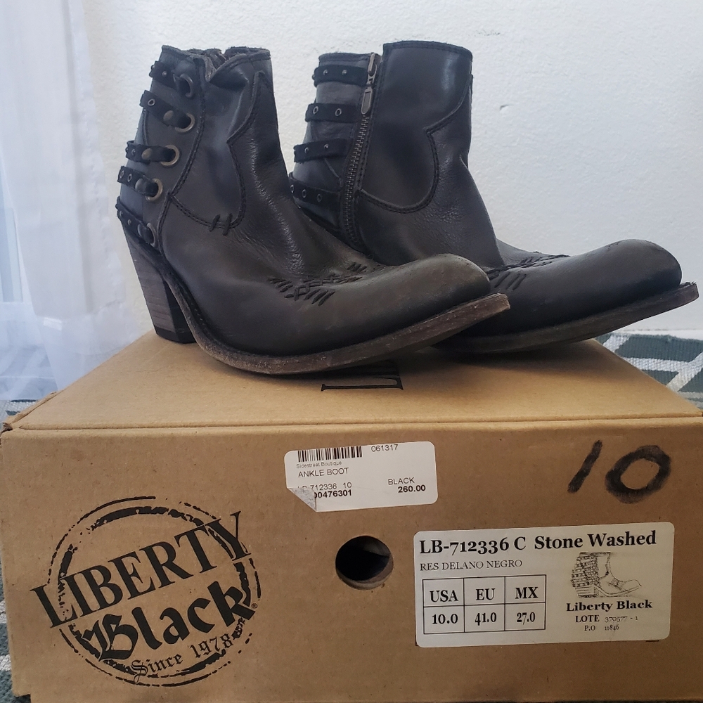 NWT Liberty Black Leather Ankle Boots Size 10